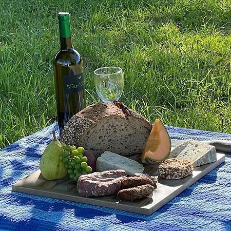 Jumilhac-le-Grand Delightful French Rustic Studio מראה חיצוני תמונה