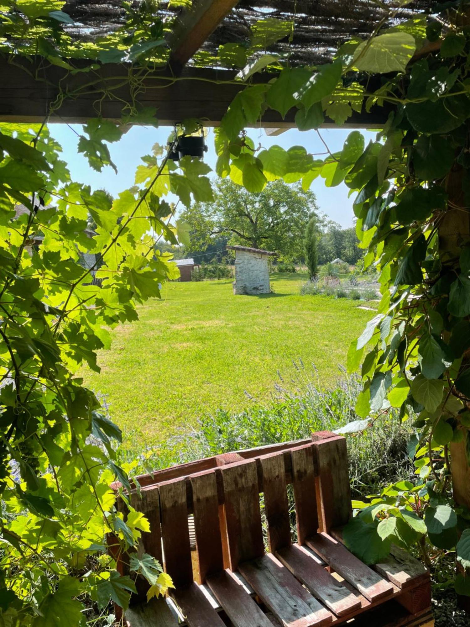 Jumilhac-le-Grand Delightful French Rustic Studio מראה חיצוני תמונה