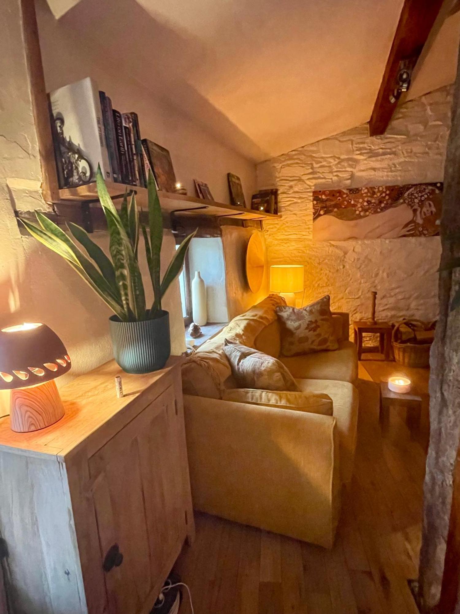Jumilhac-le-Grand Delightful French Rustic Studio מראה חיצוני תמונה