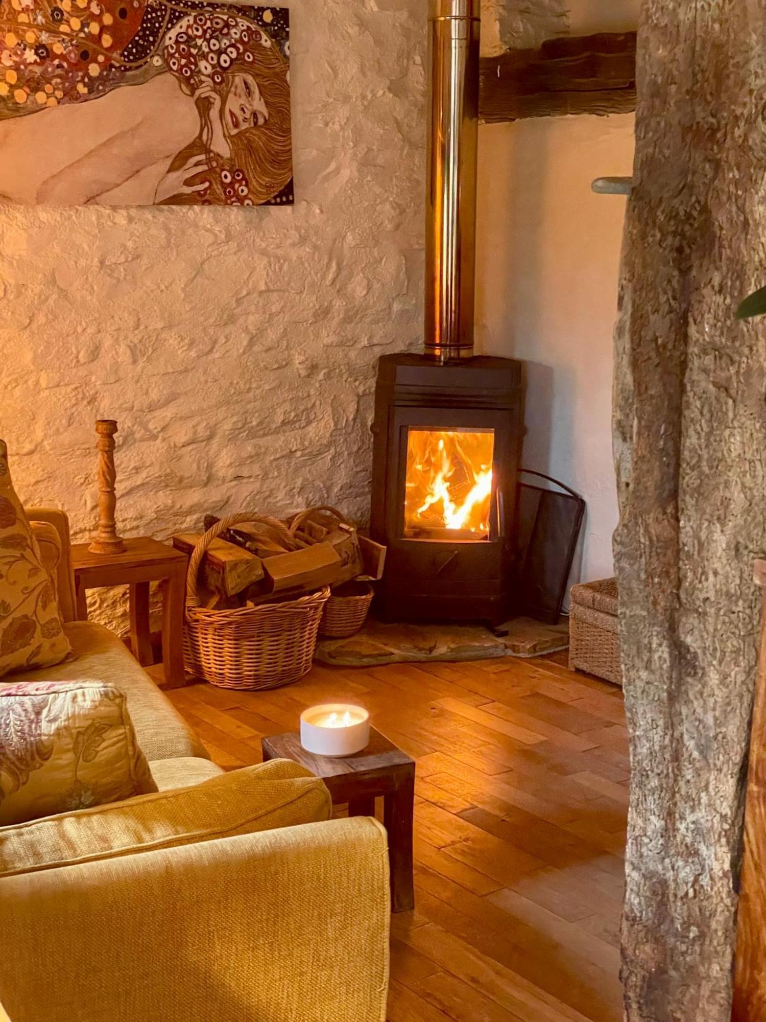 Jumilhac-le-Grand Delightful French Rustic Studio מראה חיצוני תמונה
